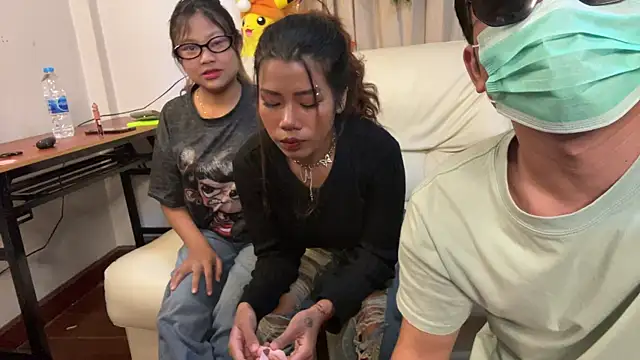 zghn88 online show from 10-28-25, 05:44