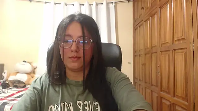 Venus cat  online show from 07-12-26, 01:40