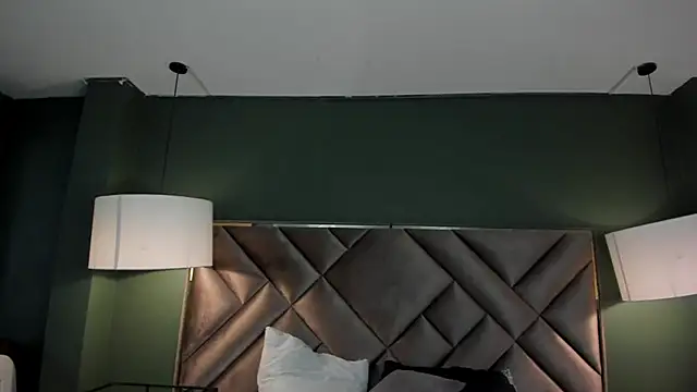 Dickie Dicking online show from 11-26-25, 08:54