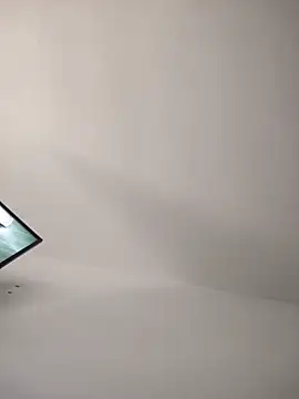 LindaSalo33 online show from 11-07-25, 03:34