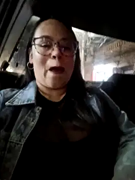 Snapshot of Italia_12 chatting on 11-21-25, 11:25 Italia 12 online show from 11-21-25, 11:25