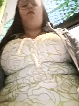 Snapshot of Italia_12 chatting on 11-27-25, 08:44 Italia 12 online show from 11-27-25, 08:44