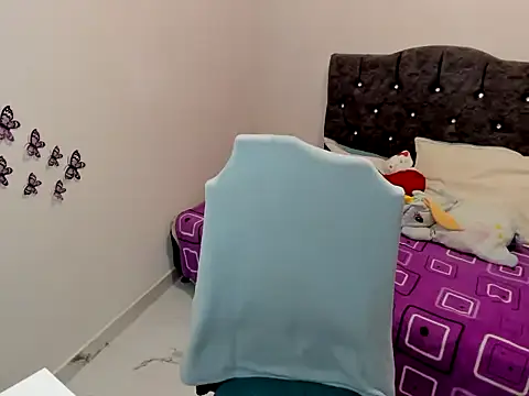 Snapshot of Big_Emmy chatting on 11-27-25, 12:46 Big Emmy online show from 11-27-25, 12:46