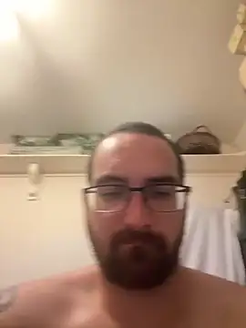 Snapshot of Jwr2316 chatting on 10-17-25, 06:32 Jwr2316 online show from 10-17-25, 06:32