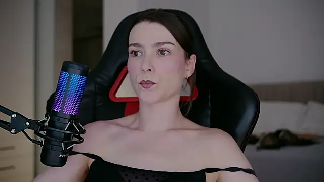 WowHelloAlice online show from 03-01-26, 11:18