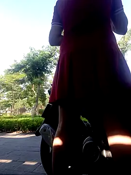 Zun 121 online show from 10-18-25, 12:57