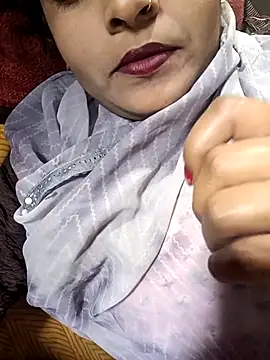 Snapshot of Neelam-baby1 chatting on 02-05-26, 04:11 Neelam-baby1 online show from 02-05-26, 04:11