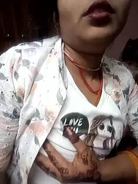 Snapshot of Neelam-baby1 chatting on 02-06-26, 04:21 Neelam-baby1 online show from 02-06-26, 04:21