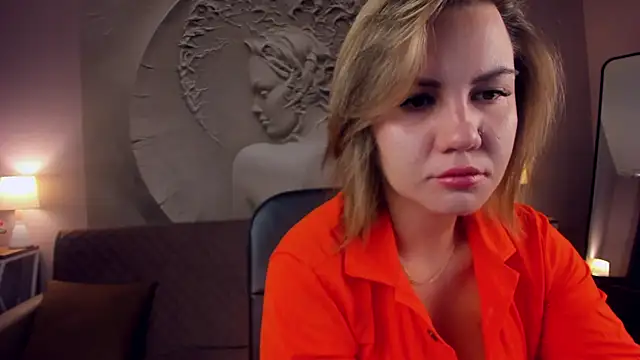 AriaEven online show from 10-18-25, 04:04