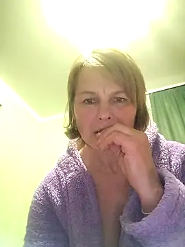 Snapshot of Masha412111 chatting on 04-25-26, 09:23 Masha412111 online show from 04-25-26, 09:23