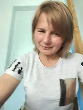 Snapshot of Masha412111 chatting on 05-26-26, 08:43 Masha412111 online show from 05-26-26, 08:43