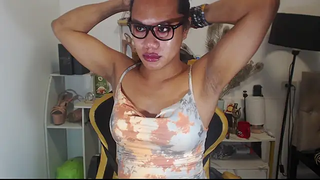 hugecockyurikaa online show from 10-16-25, 12:00