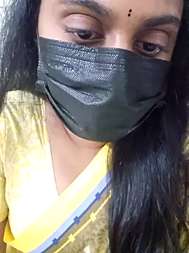 Snapshot of Dheronika_sweetie chatting on 10-11-25, 02:48 Dheronika sweetie online show from 10-11-25, 02:48