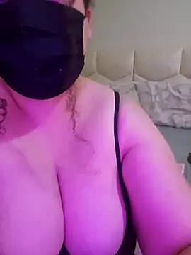Snapshot of bbw_desire6 chatting on 03-06-26, 10:39 bbw desire6 online show from 03-06-26, 10:39