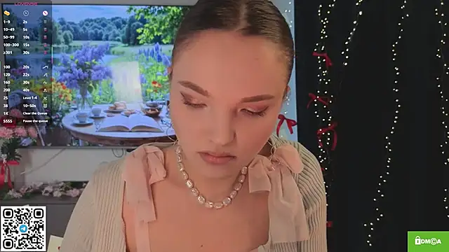 JulieLupo online show from 03-10-26, 06:18