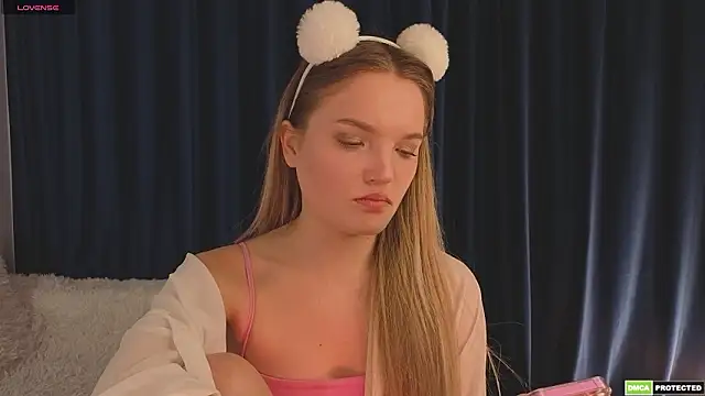 JulieLupo online show from 03-27-26, 06:19