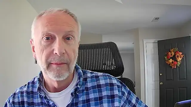 ApolloThrust online show from 10-22-25, 06:40