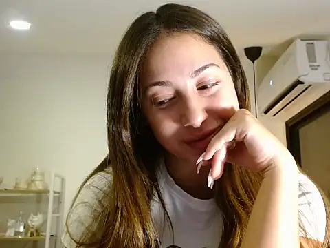 poppysinclair online show from 10-14-25, 05:47