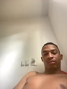 Vinnyciuz1 online show from 10-17-25, 04:09