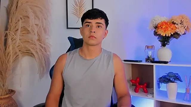 Snapshot of Thiago_Connor21 chatting on 07-16-26, 08:59 Thiago Connor21 online show from 07-16-26, 08:59