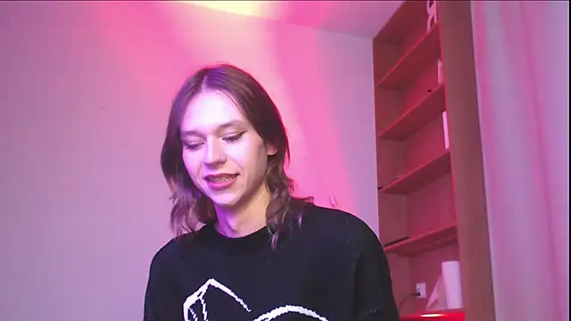 Snapshot of SophieDiamond_Xx chatting on 11-27-25, 03:25 SophieDiamond Xx online show from 11-27-25, 03:25