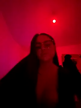 lolabeara online show from 10-03-25, 09:34