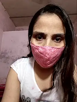 DIVINEDIVAA online show from 10-17-25, 03:58