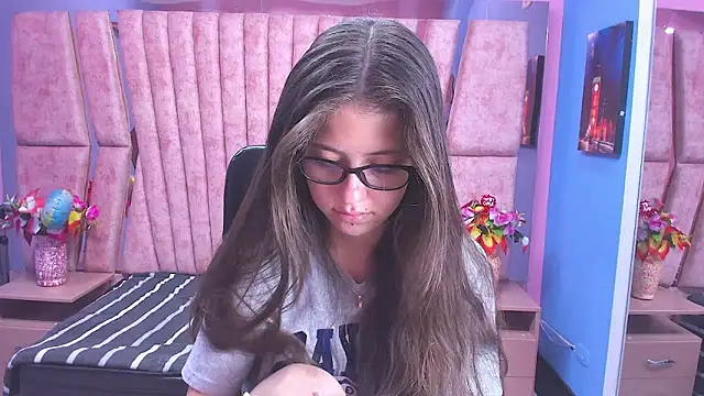 sarah sweett  online show from 01-14-26, 02:33