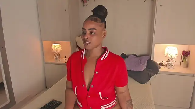 GigiMane online show from 10-10-25, 07:46