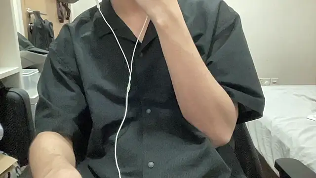 16hornydog online show from 11-15-25, 04:03