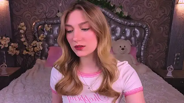 AngelAnabelle online show from 03-06-26, 09:00