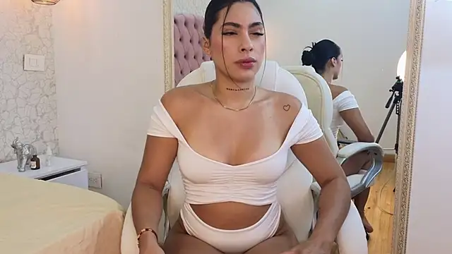 Vanessa Rain  online show from 11-07-25, 08:09