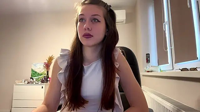 Nayra flash online show from 11-21-25, 10:25