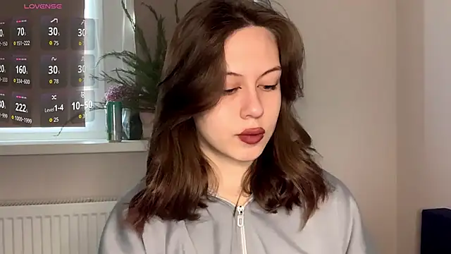 Nayra flash online show from 04-17-26, 06:49