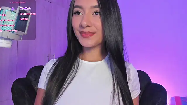 Snapshot of anne_leee chatting on 05-27-26, 11:24 anne leee online show from 05-27-26, 11:24
