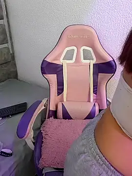 ivoni online show from 10-10-25, 07:13