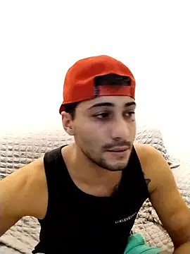 gooddboy01 online show from 10-02-25, 06:37