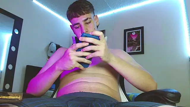 PapiNoha online show from 10-10-25, 05:17