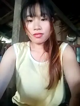 Snapshot of sukanaka99 chatting on 10-18-25, 07:31 sukanaka99 online show from 10-18-25, 07:31