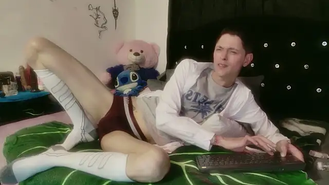 Tyler cat online show from 02-06-26, 11:46