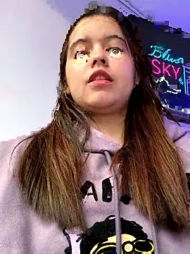 gabriiieela  online show from 01-07-26, 10:12