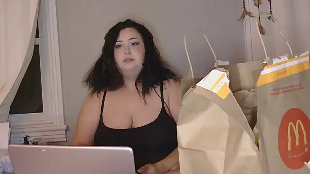 Snapshot of Smokeaahontas chatting on 10-11-25, 04:33 Smokeaahontas online show from 10-11-25, 04:33