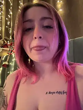 Snapshot of KellyMoors chatting on 01-12-26, 01:55 KellyMoors online show from 01-12-26, 01:55