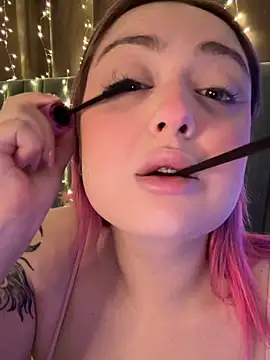 Snapshot of KellyMoors chatting on 02-09-26, 02:37 KellyMoors online show from 02-09-26, 02:37