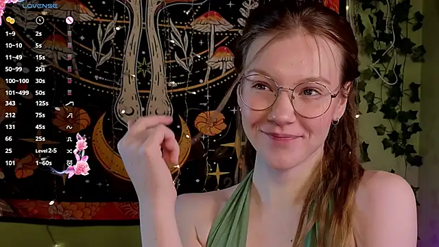 lyra thenymph online show from 11-15-25, 12:08