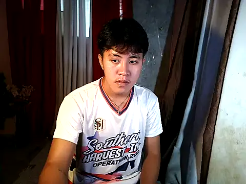Snapshot of ur_fucking_rolly chatting on 10-10-25, 11:15 ur fucking rolly online show from 10-10-25, 11:15