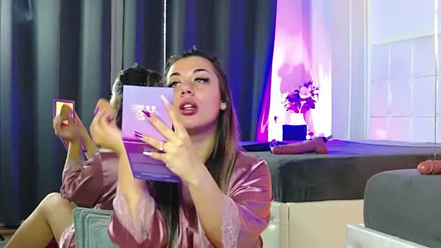 BellaDavey online show from 10-07-25, 07:55