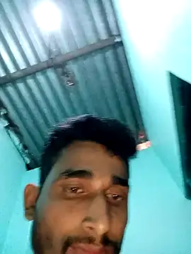 Snapshot of EmotionalOpenair55 chatting on 11-15-25, 05:27 EmotionalOpenair55 online show from 11-15-25, 05:27