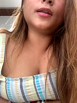hottylover03 online show from 10-13-25, 08:03