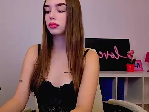 Nica Diamond online show from 10-13-25, 08:36